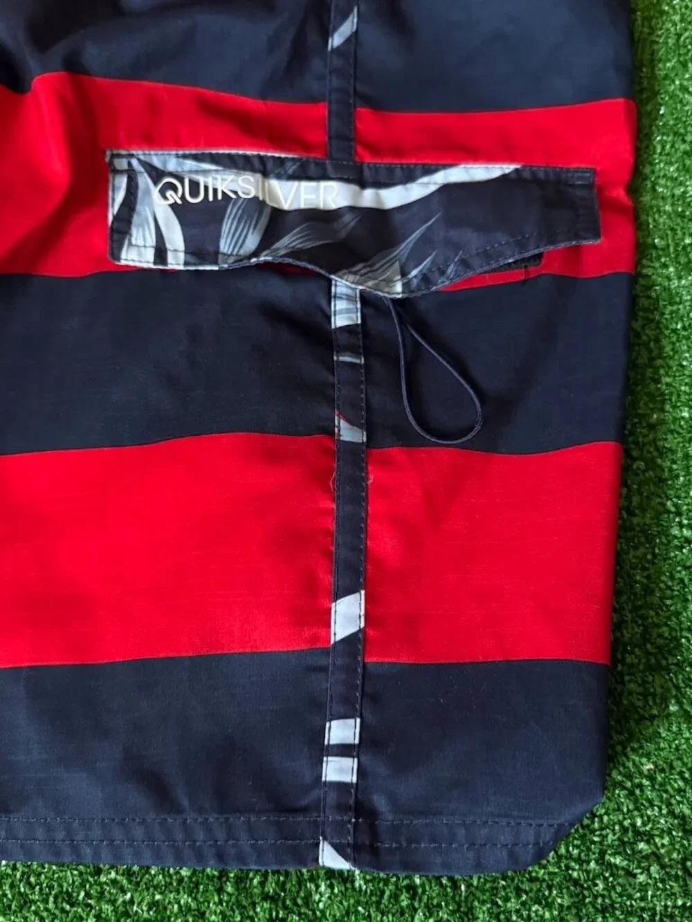 Quiksilver Men's Board Shorts Swim Trunks Size 38 Striped DryFlight Technology